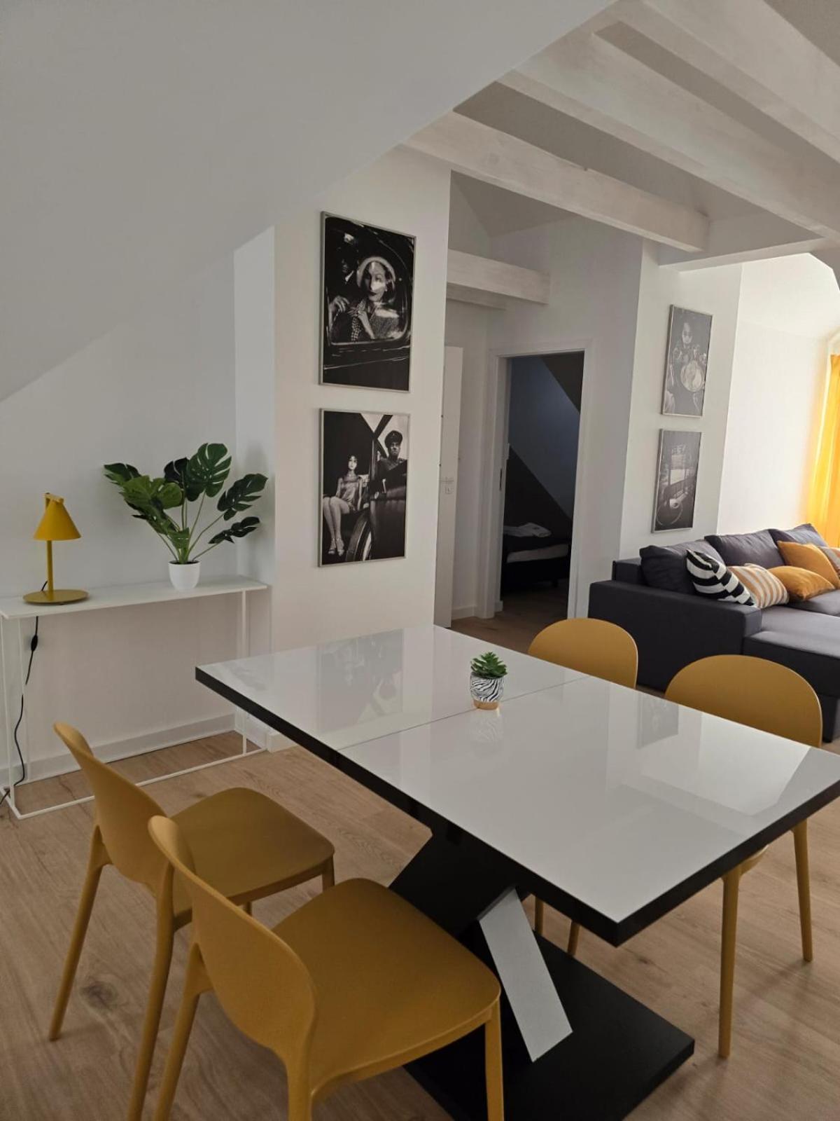 Apartment Orkana Street